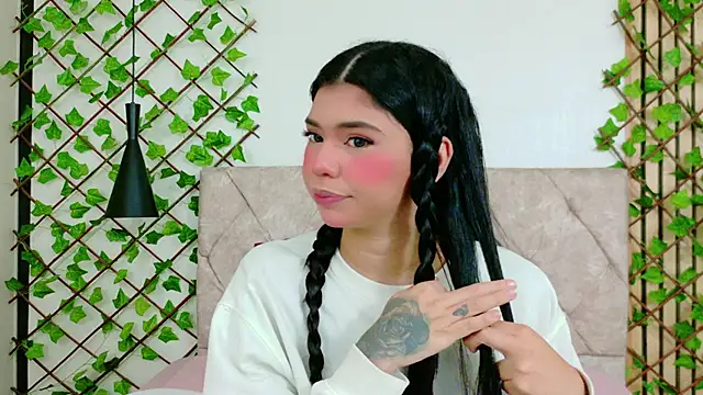 Nathy Pelaez online show from May 2026 11:18:01 AM