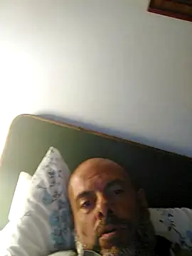 merenda2105 online show from May 2026 06:42:01 AM
