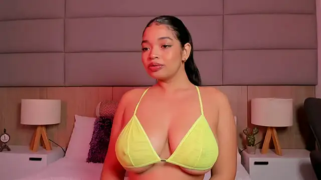LilyFoox online show from May 2026 12:45:02 PM