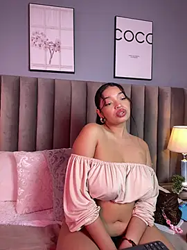 LilyFoox online show from May 2026 12:56:01 PM