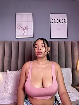 LilyFoox online show from May 2026 01:19:01 PM