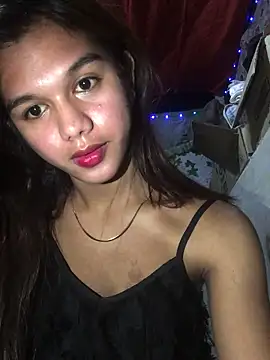 Snapshot of marie_castro chatting on June 2026 10:35:01 AM marie castro online show from June 2026 10:35:01 AM