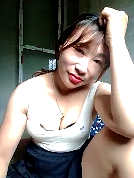 Snapshot of Tieuthu2 chatting on May 2026 03:33:01 AM Tieuthu2 online show from May 2026 03:33:01 AM