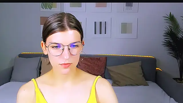 AnnaThorne online show from June 2026 08:27:02 AM