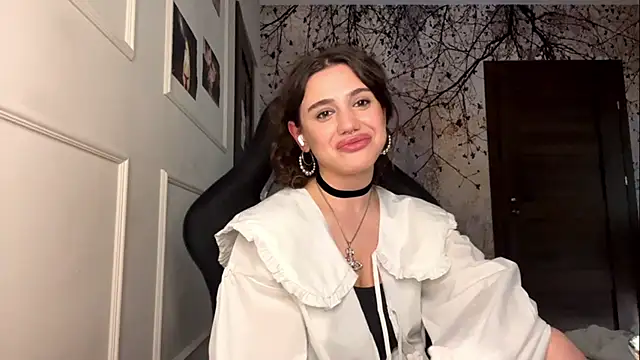 PamelaFougere online show from April 2026 03:07:01 PM