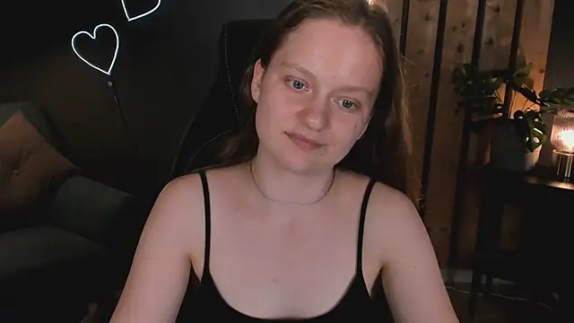 Snapshot of French_Fry chatting on July 2026 03:23:02 PM French Fry online show from July 2026 03:23:02 PM