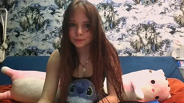Snapshot of Princess_Mira chatting on June 2026 05:48:01 PM Princess Mira online show from June 2026 05:48:01 PM
