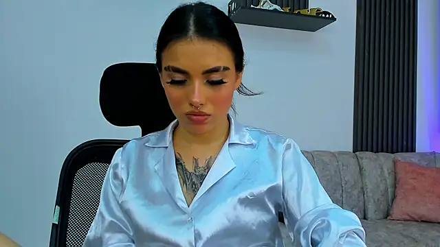 isabella hv online show from July 2026 02:05:17 AM
