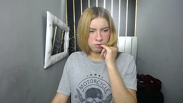 nancy blonde online show from May 2026 12:46:01 PM