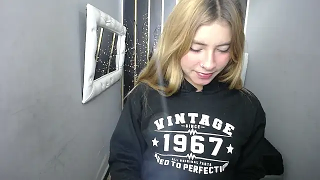nancy blonde online show from June 2026 12:29:01 PM
