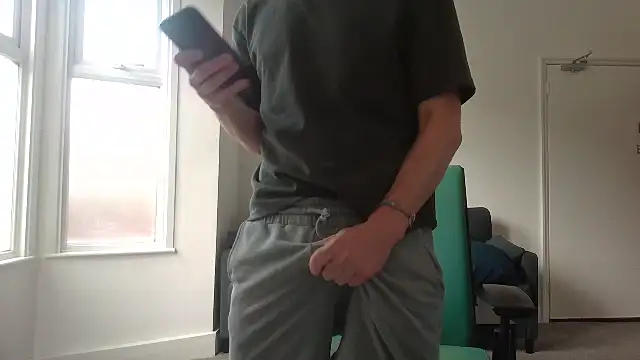 frenchbdmaninlondon online show from June 2026 12:29:01 PM