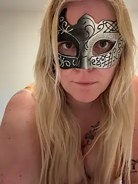 blondgirl xx online show from May 2026 10:30:01 PM
