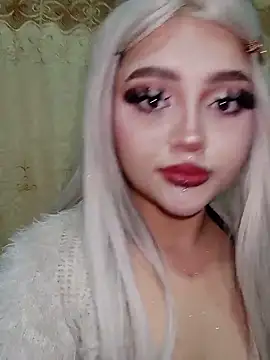 Snapshot of lya_nekko_ chatting on June 2026 12:14:01 AM lya nekko online show from June 2026 12:14:01 AM