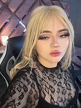 lya nekko  online show from June 2026 04:37:01 AM