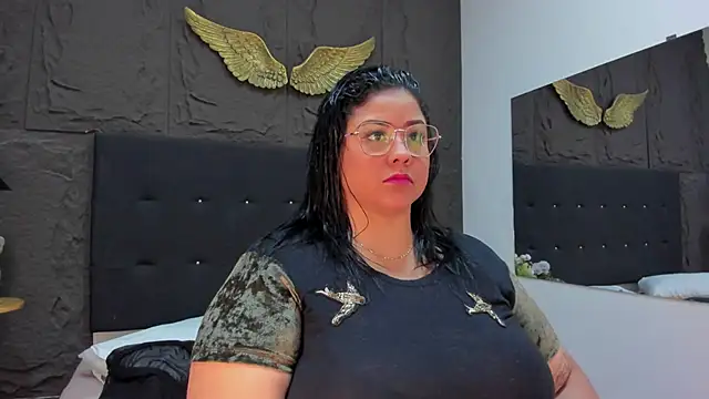 MillaGrey online show from May 2026 11:48:02 AM