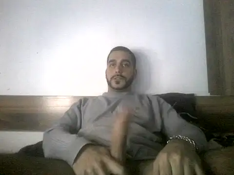 Snapshot of andersonpaak chatting on May 2026 07:15:01 PM andersonpaak online show from May 2026 07:15:01 PM