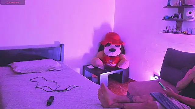 Teo Rave online show from May 2026 04:29:01 AM