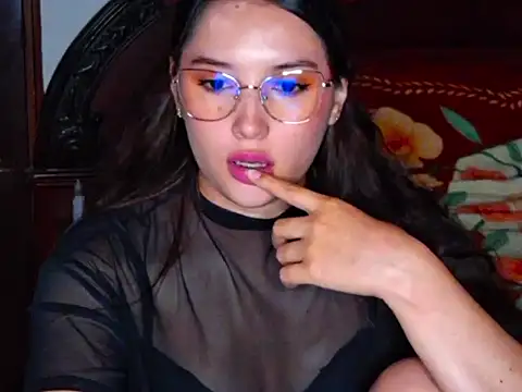 alara-estrella online show from May 2026 02:49:02 AM