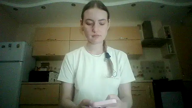 Snapshot of Lisanta chatting on July 2026 08:15:02 PM Lisanta online show from July 2026 08:15:02 PM
