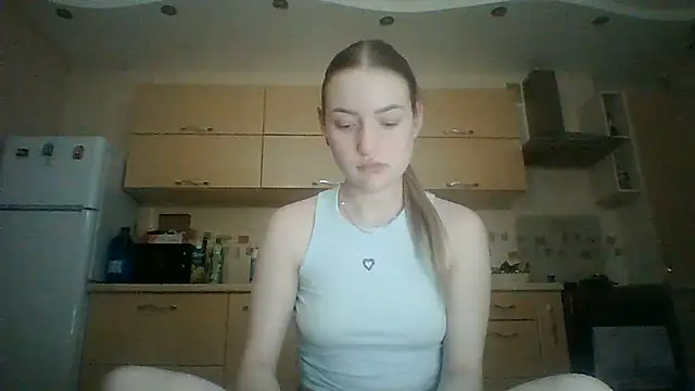 Snapshot of Lisanta chatting on July 2026 06:34:02 PM Lisanta online show from July 2026 06:34:02 PM