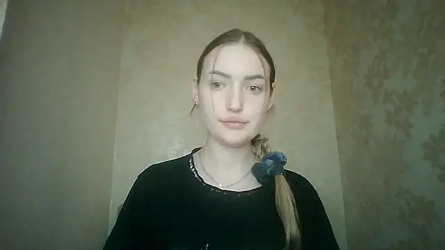 Snapshot of Lisanta chatting on July 2026 08:33:02 PM Lisanta online show from July 2026 08:33:02 PM