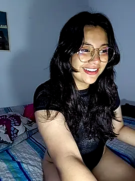 Snapshot of _Juno chatting on April 2026 03:25:01 PM Juno online show from April 2026 03:25:01 PM