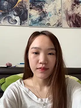 -Chezyy- online show from April 2026 06:52:01 AM