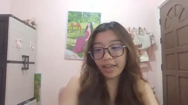 ShakiaChesbro online show from April 2026 10:13:01 AM