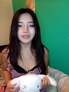 Snapshot of HonyHanna chatting on April 2026 02:15:01 AM HonyHanna online show from April 2026 02:15:01 AM