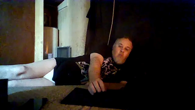 Snapshot of Nightshade1195 chatting on June 2026 01:50:01 AM Nightshade1195 online show from June 2026 01:50:01 AM