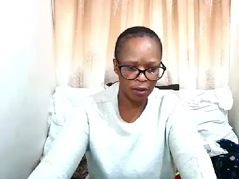 Snapshot of Ebony_Bloom69 chatting on May 2026 05:02:02 AM Ebony Bloom69 online show from May 2026 05:02:02 AM