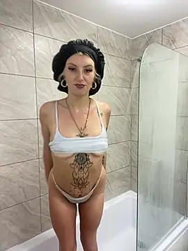 Snapshot of Livistreetxx chatting on June 2026 02:19:02 PM Livistreetxx online show from June 2026 02:19:02 PM
