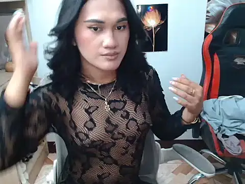 YourHot Nica online show from April 2026 01:57:02 PM