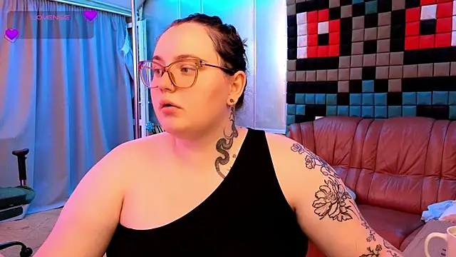 Snapshot of CatherineClaire chatting on July 2026 04:20:02 PM CatherineClaire online show from July 2026 04:20:02 PM