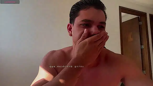 Snapshot of Maxx_valiant chatting on May 2026 01:19:01 PM Maxx valiant online show from May 2026 01:19:01 PM
