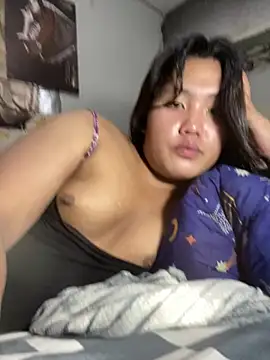 Snapshot of YourBaby_Eva chatting on July 2026 02:07:02 AM YourBaby Eva online show from July 2026 02:07:02 AM