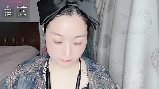 D-Misslu online show from April 2026 11:48:01 AM