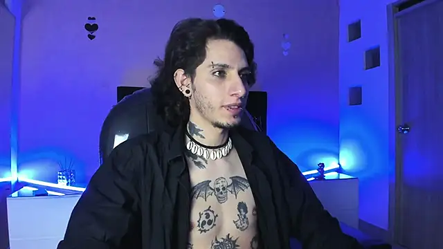 Snapshot of Vergil_Noir_ chatting on April 2026 04:57:02 AM Vergil Noir online show from April 2026 04:57:02 AM