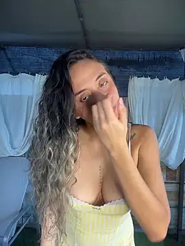 Snapshot of SinSirenXXX chatting on May 2026 12:56:02 PM SinSirenXXX online show from May 2026 12:56:02 PM