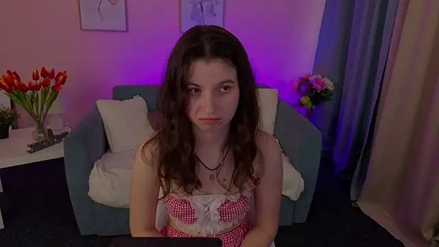 Snapshot of BelovedAlice chatting on May 2026 01:41:01 PM BelovedAlice online show from May 2026 01:41:01 PM