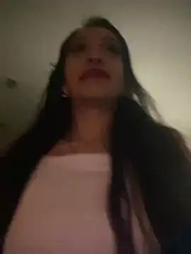Snapshot of leenachanel chatting on June 2026 04:22:02 AM leenachanel online show from June 2026 04:22:02 AM