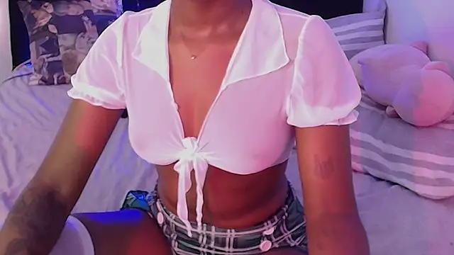 Camigrey online show from May 2026 07:30:02 PM