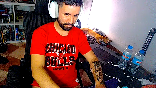 chiquitoconsecreto online show from April 2026 02:04:01 PM