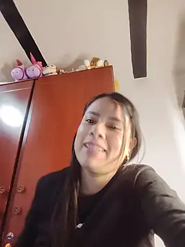 Snapshot of Nicol_Alvarez1 chatting on June 2026 12:32:02 AM Nicol Alvarez1 online show from June 2026 12:32:02 AM