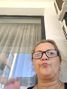 Divineblond online show from October 2025 09:52:01 AM