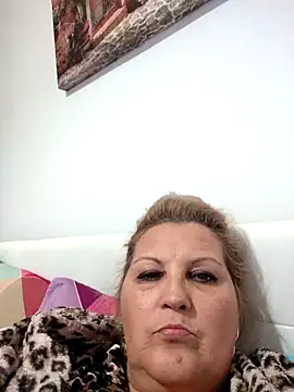 Divineblond online show from October 2025 08:31:01 PM