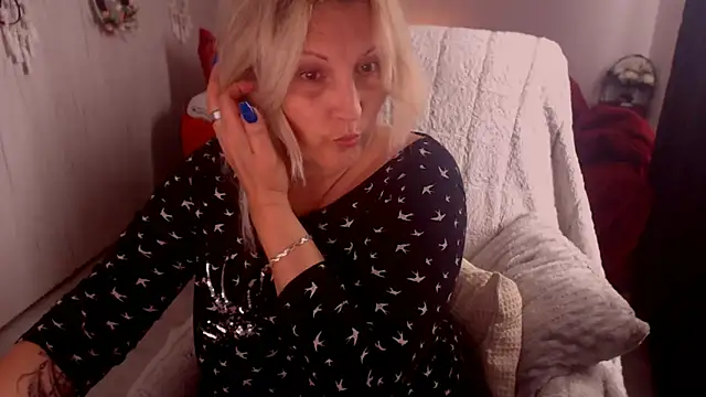 Divineblond online show from March 2026 10:37:02 AM