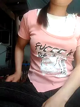 tom1133 online show from April 2026 04:26:01 AM