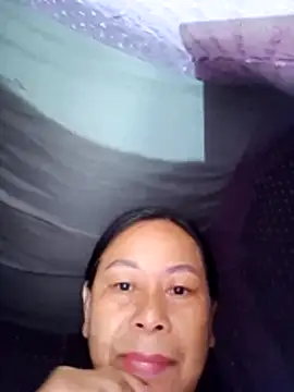 Ari-Na9 online show from May 2026 07:33:01 PM