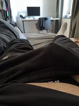 alwayshorny21 online show from April 2026 04:20:02 PM